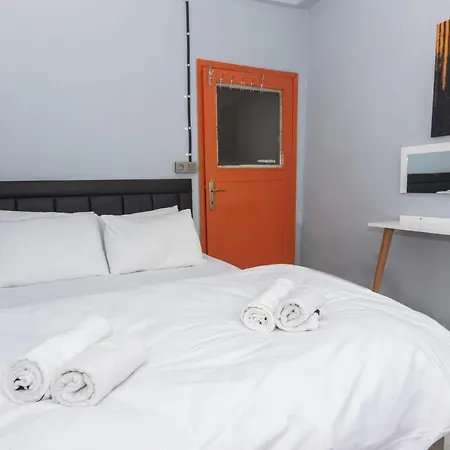 Historic Detached House In Balat Near Golden Horn * İstanbul